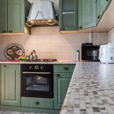 Sweet Home At Rustaveli Avenue Тбилиси Стая снимка