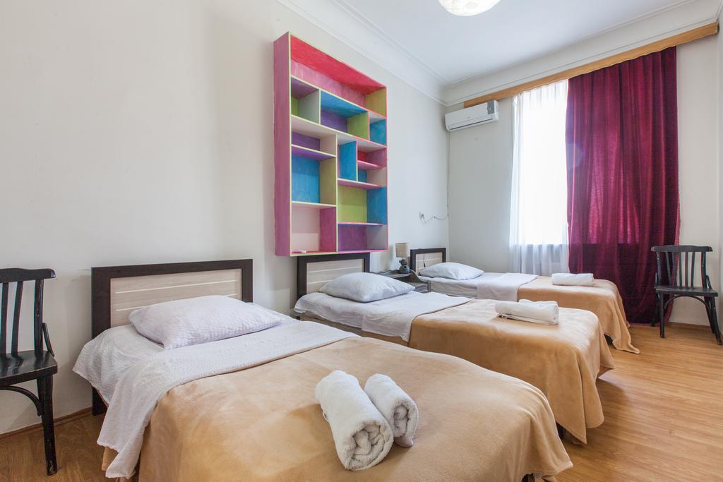 Sweet Home At Rustaveli Avenue Тбилиси Стая снимка